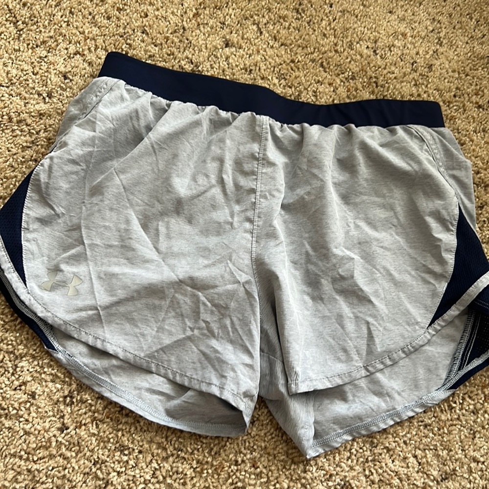 UA running shorts sz Medium